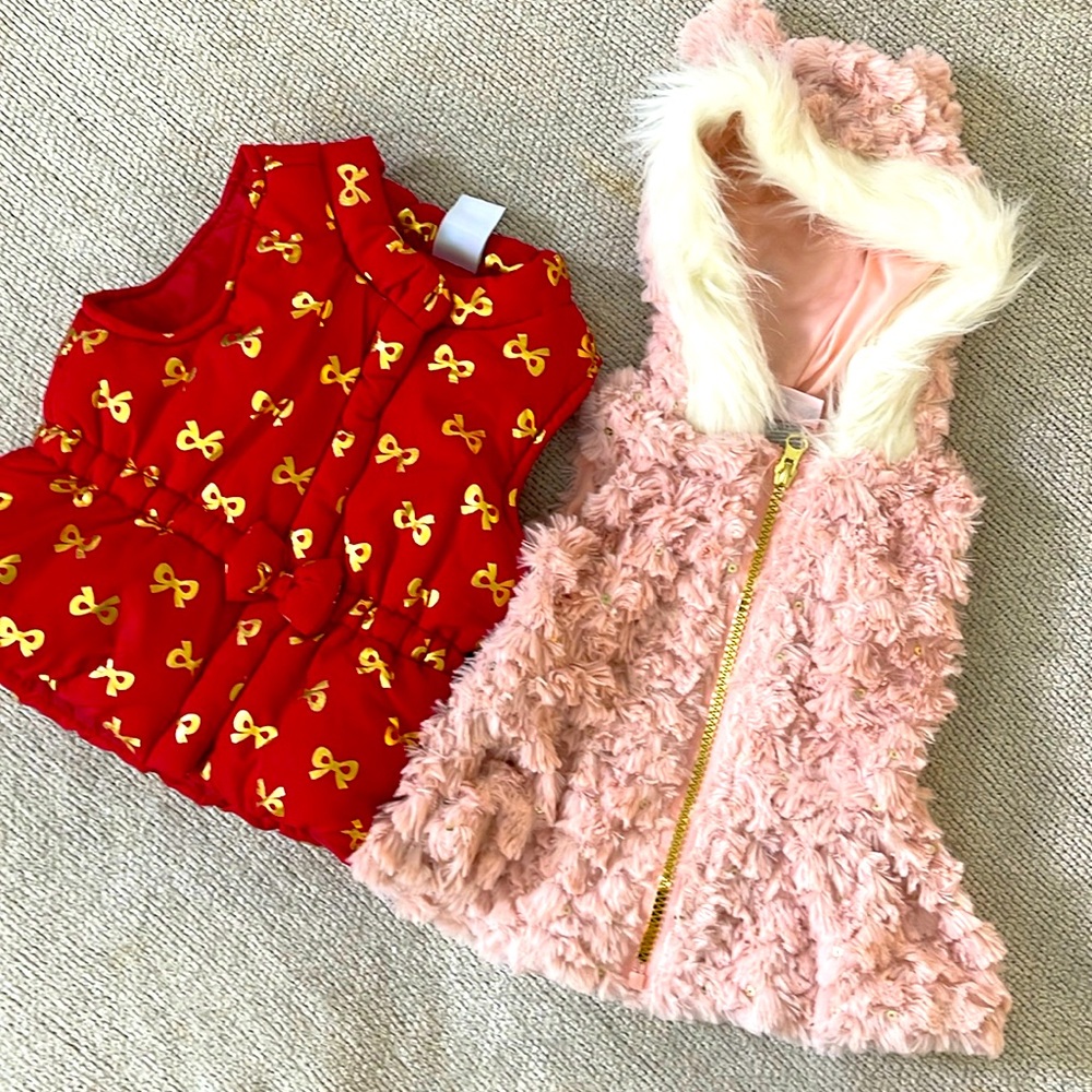 2 Girls Winter/Holiday Vests - 6-9M NWT/Unworn
